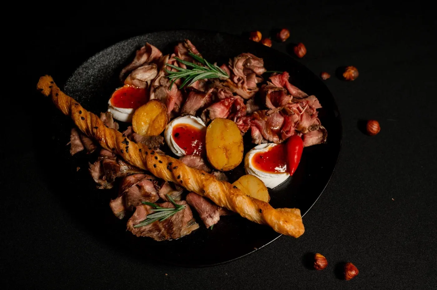Мясная тарелка